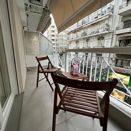 Bright And Modern Downtown Thessaloniki