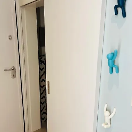 Bright And Modern Downtown Thessaloníki