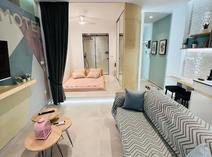 Apartment Bright And Modern Downtown