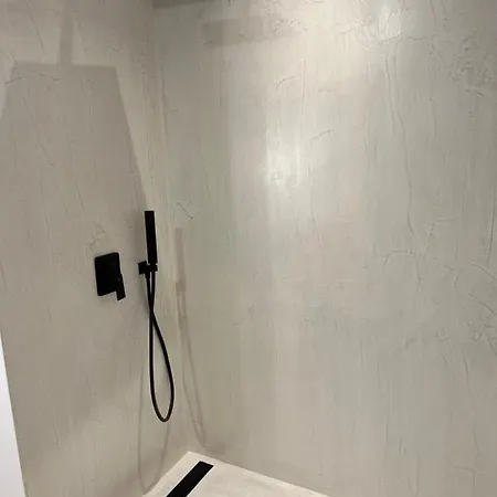 Apartament Bright And Modern Downtown