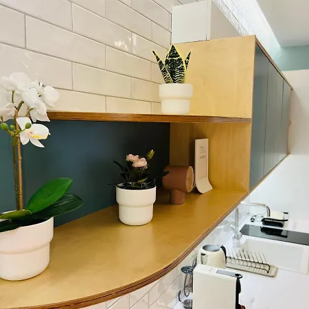 Bright And Modern Downtown *